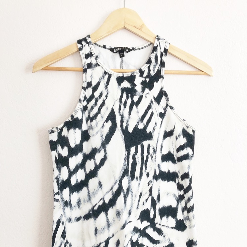 Express Abstract Pattern Bodycon Dress - Picture 3 of 5